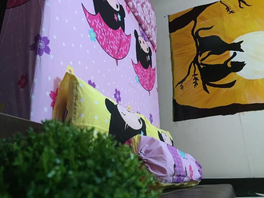 QuiikCat Bed & Breakfast Kuching Exterior foto