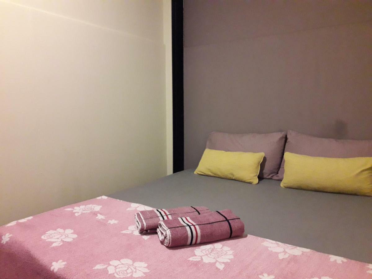 QuiikCat Bed & Breakfast Kuching Exterior foto